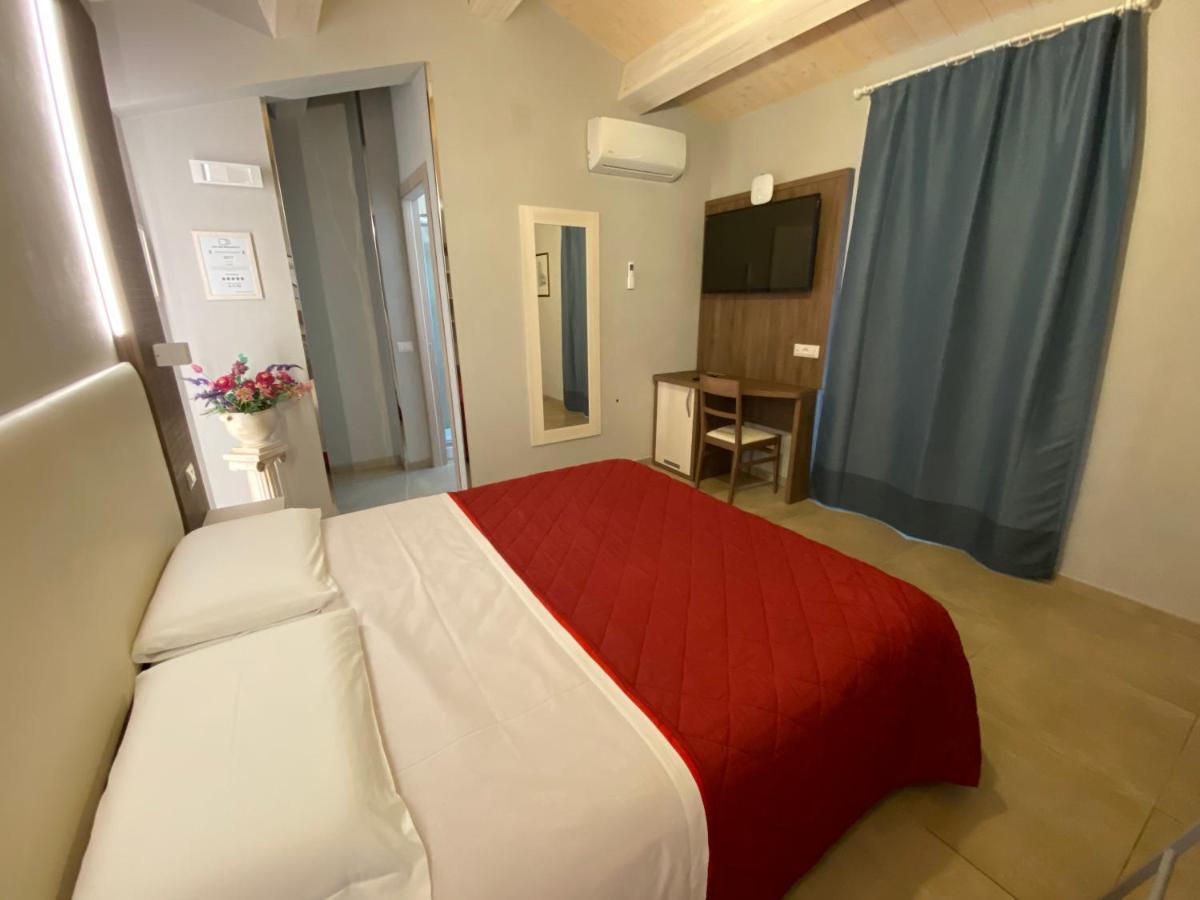 Il Villino Agriturismo B&B Belforte del Chienti Eksteriør bilde