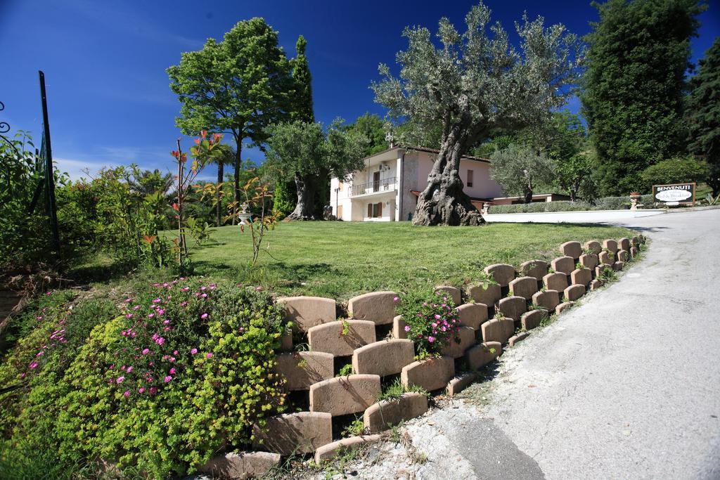 Il Villino Agriturismo B&B Belforte del Chienti Eksteriør bilde