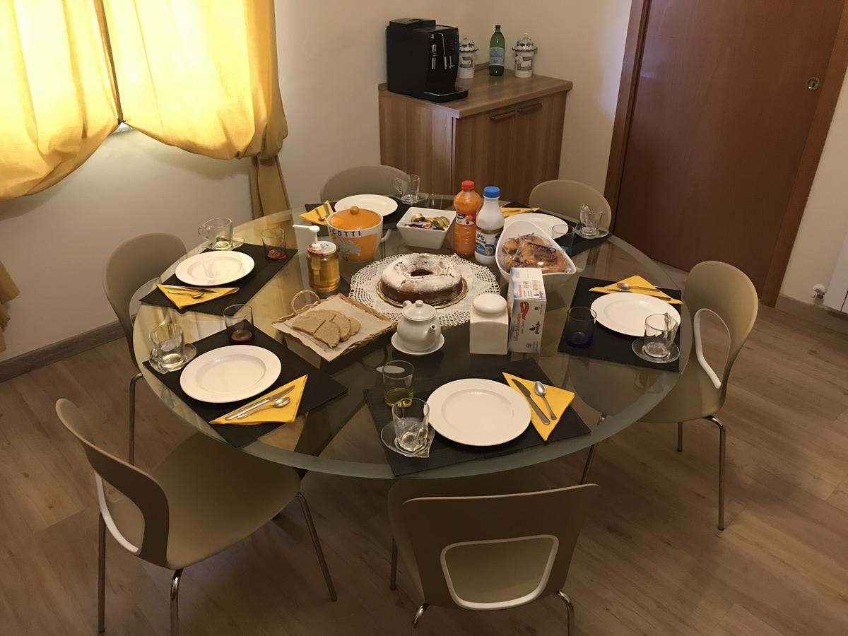 Il Villino Agriturismo B&B Belforte del Chienti Eksteriør bilde